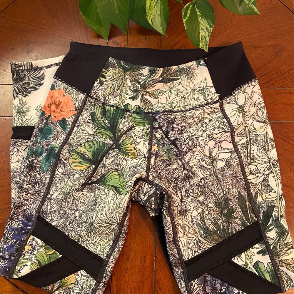 NWOT Calia Floral Leggings